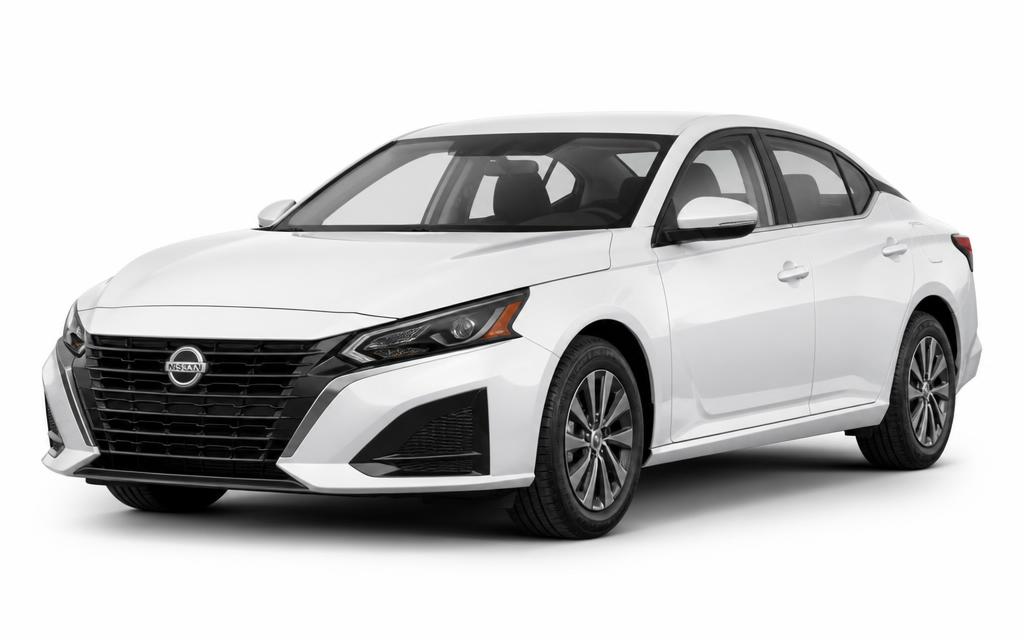 نيسان التيما 2025 SV